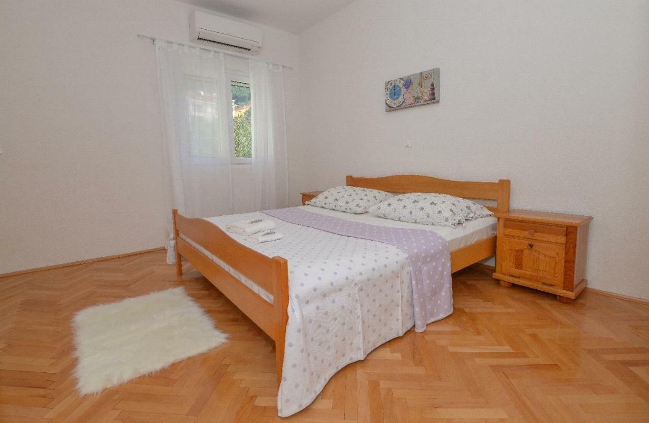 מאקרסקה Villa Jelena מראה חיצוני תמונה